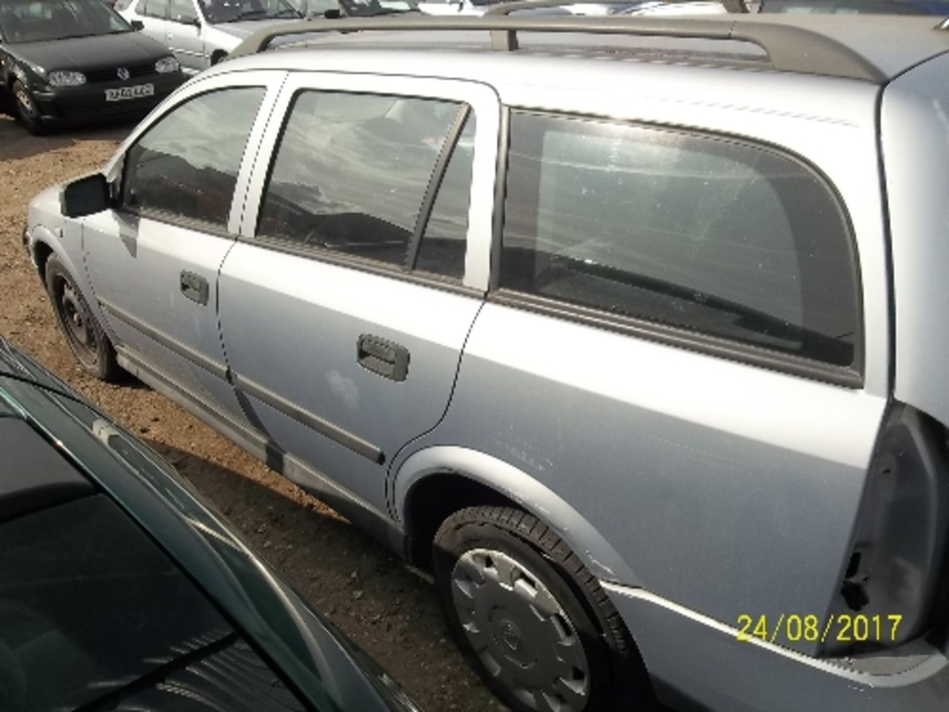 Vauxhall Astra Club 8V Estate - CP02 KHW Date of registration: 05.06.2002 1598cc, petrol, manual, - Image 4 of 4