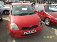 Toyota Yaris GS - V763 PKE Date of registration: 07.09.1999 998cc, petrol, manual, red Odometer