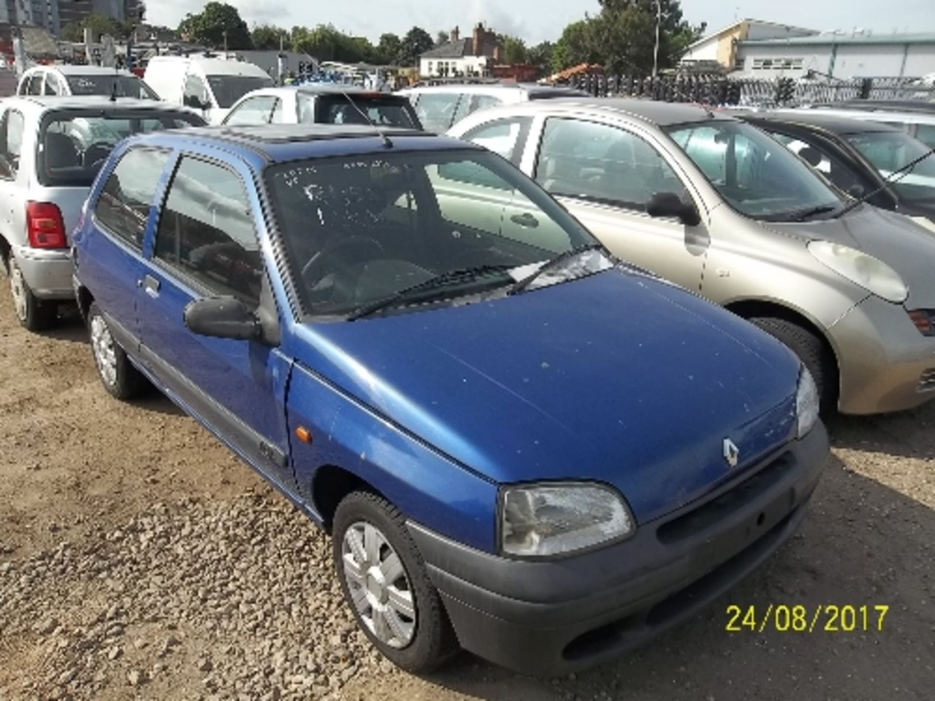 Renault Clio RL Panache 1.2 - R658 LKX Date of registration: 29.08.1997 1149cc, petrol, manual, blue - Image 2 of 4