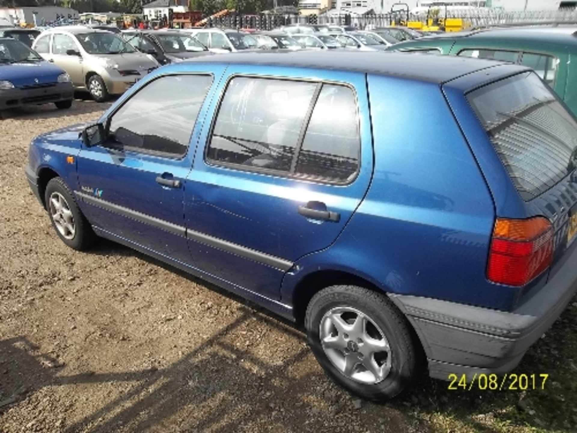 Volkswagen Golf - N204 MDG Date of registration: 24.08.1995 1391cc, petrol, manual, blue Odometer - Image 4 of 4