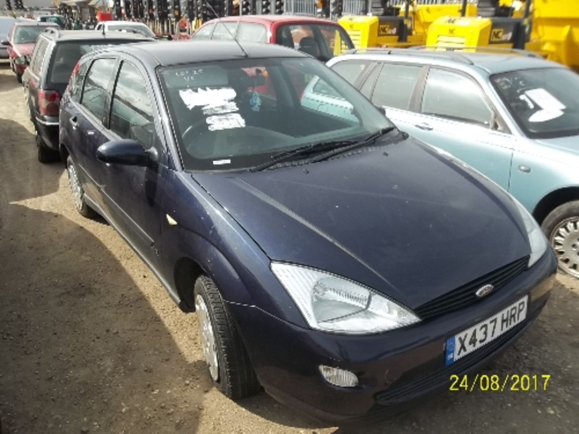 Ford Focus CL - X437 HRP Date of registration: 04.01.2001 1388cc, petrol, manual, blue Odometer - Image 2 of 4