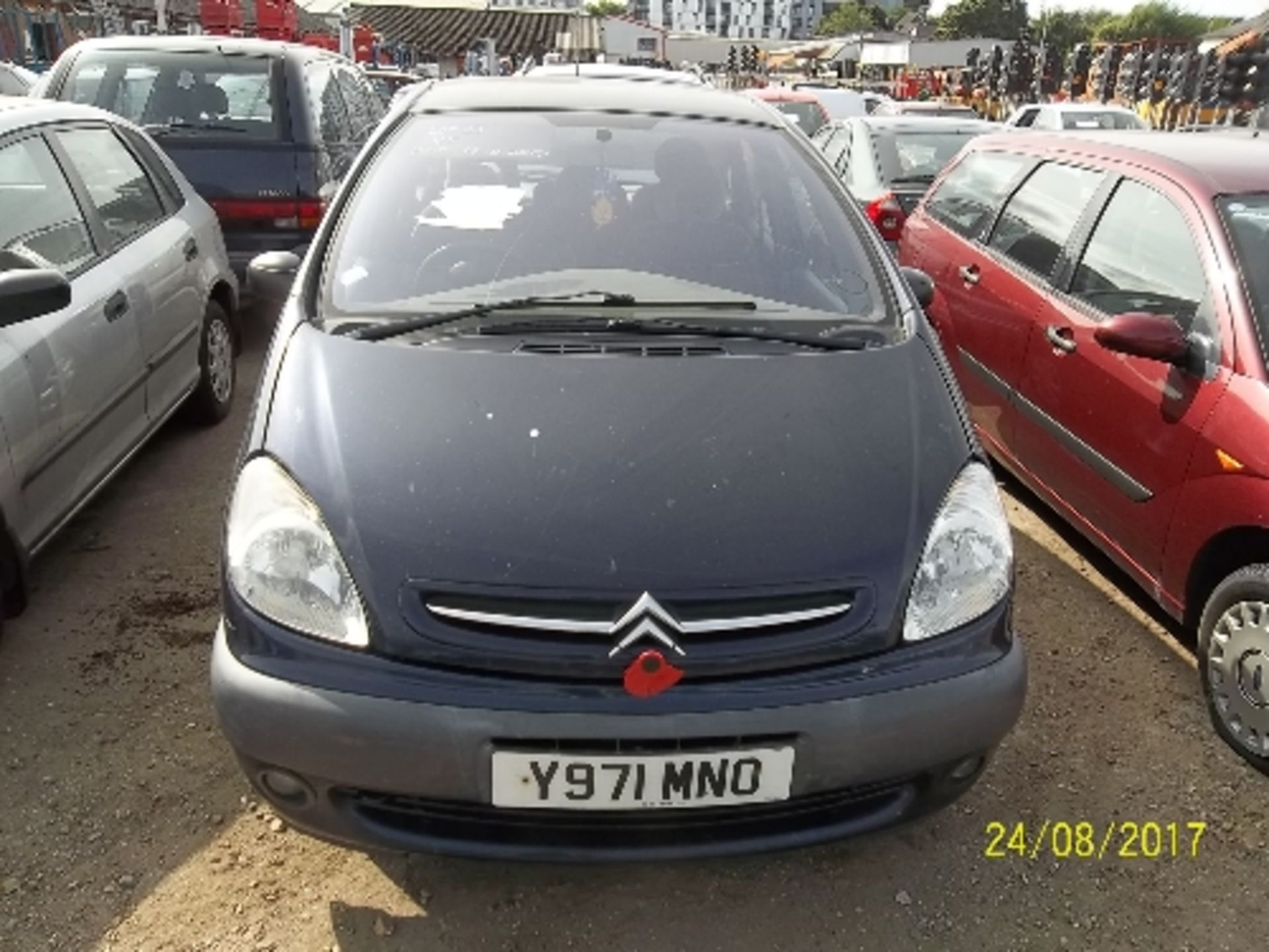 Citroen Xsara Picasso SX HDI Estate - Y971 MNO Date of registration: 19.06.2001 1997cc, diesel,