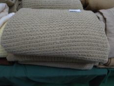 3 cellular blankets