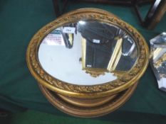 2 oval gilt framed ornate wall mirrors, 24' x 20' & 25' x 21'