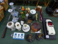 Job lot including Model Jaguar XK140, various small ornaments, auctioneer's gavel in a case & 2