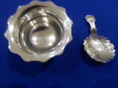 Victorian, engraved tea caddy spoon, 0.245ozt & a silver mustard pot, 1.1ozt