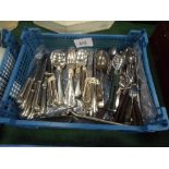 7 silver plated pistol grip knives & other silver plated & stainless steel cutlery