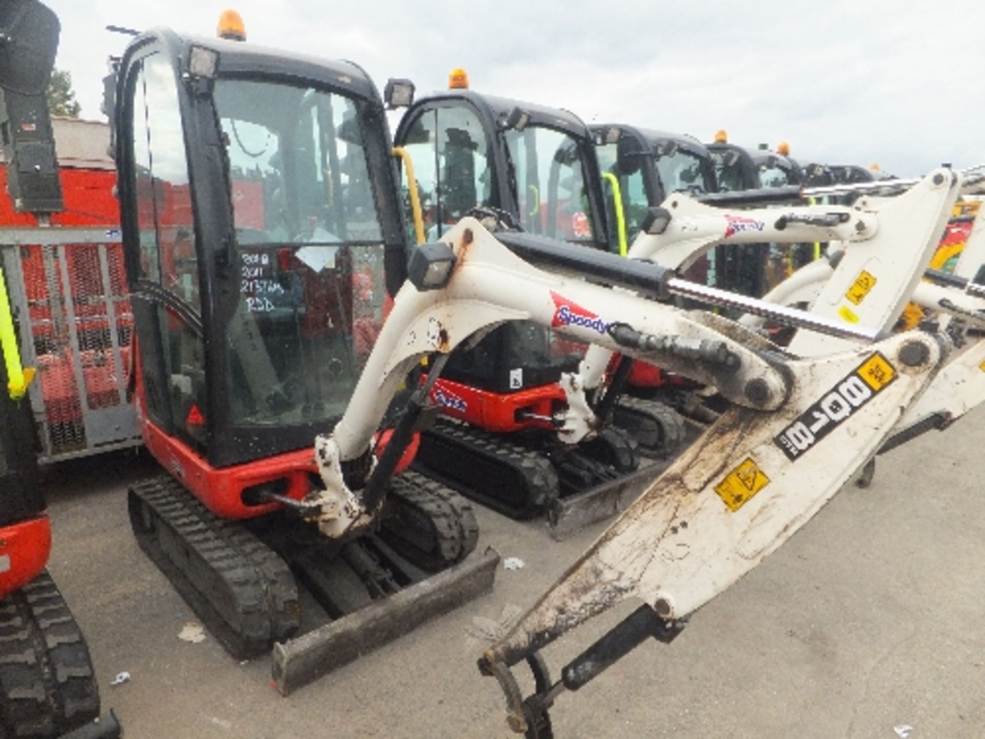 JCB 801.8 mini digger 2011 2137hours RDD expanding tracks JCB1544766