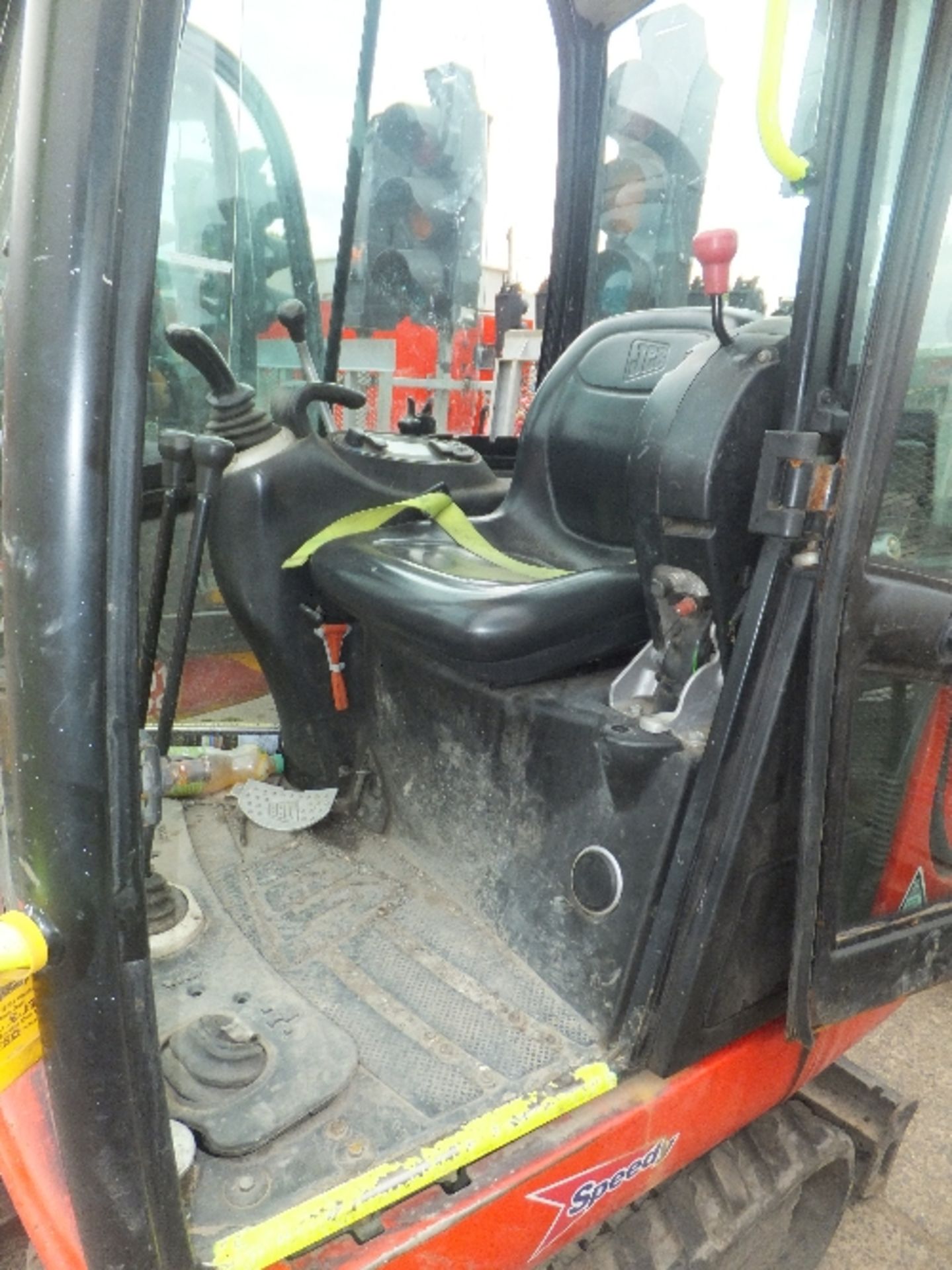 JCB 801.8 mini digger 2011 2446hours expanding tracks JCB1544694 Dash lights up - wont start, ECU - Image 3 of 8