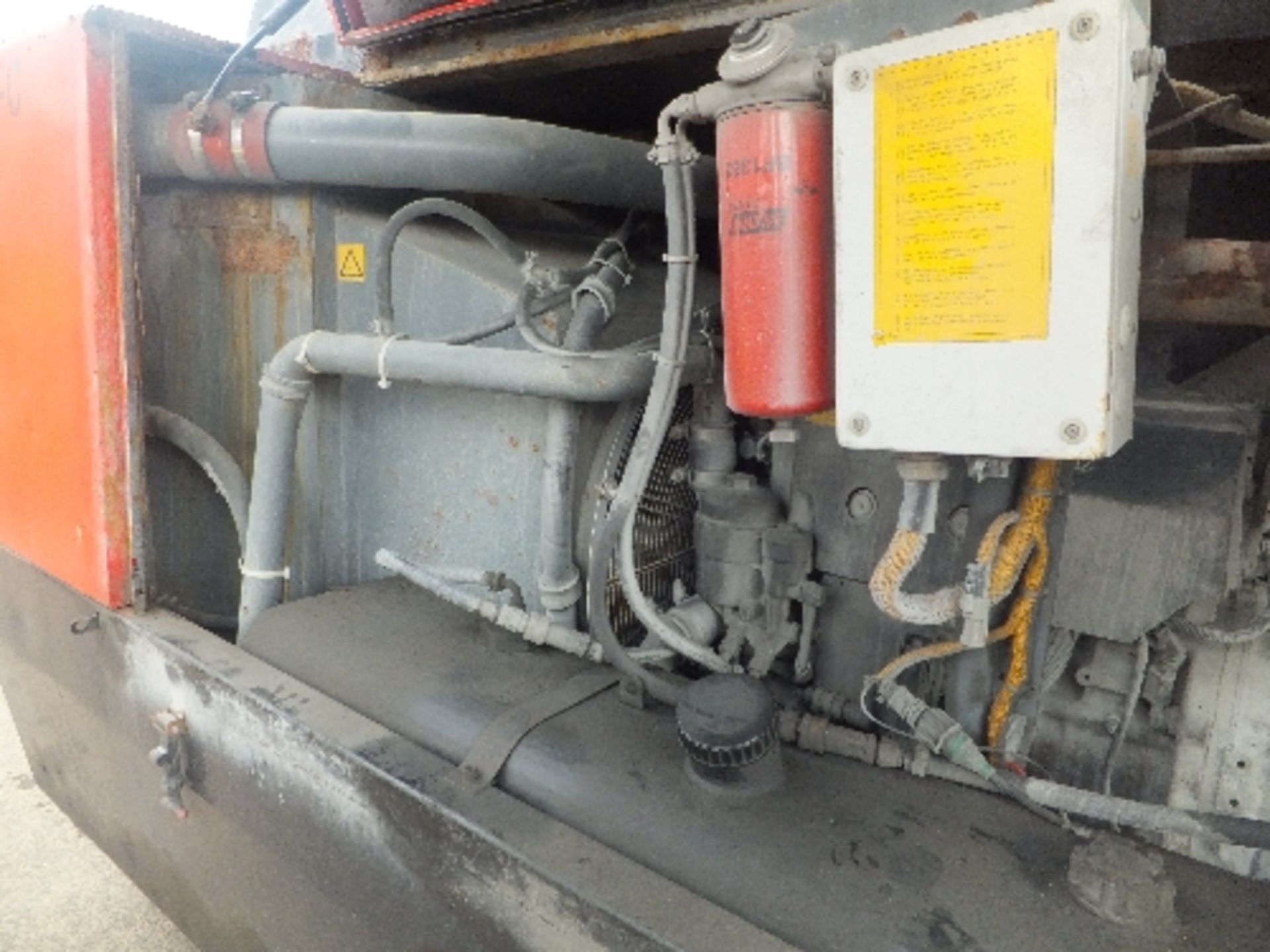 Atlas Copco XAHS236MD compressor 2005 9665 hours RMA 5063-C - Image 6 of 8