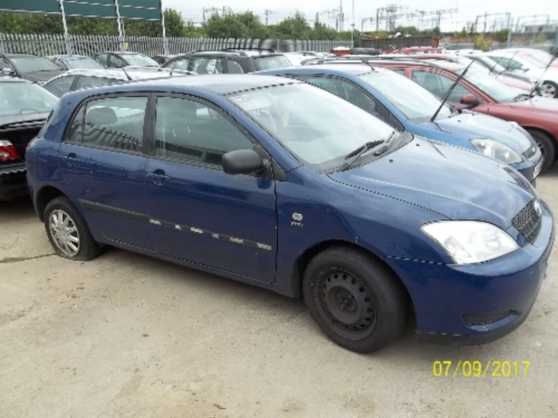 Toyota Corolla T2 VVTI - MT52 KHP Date of registration: 12.12.2002 1398cc, petrol, manual, blue - Image 2 of 4