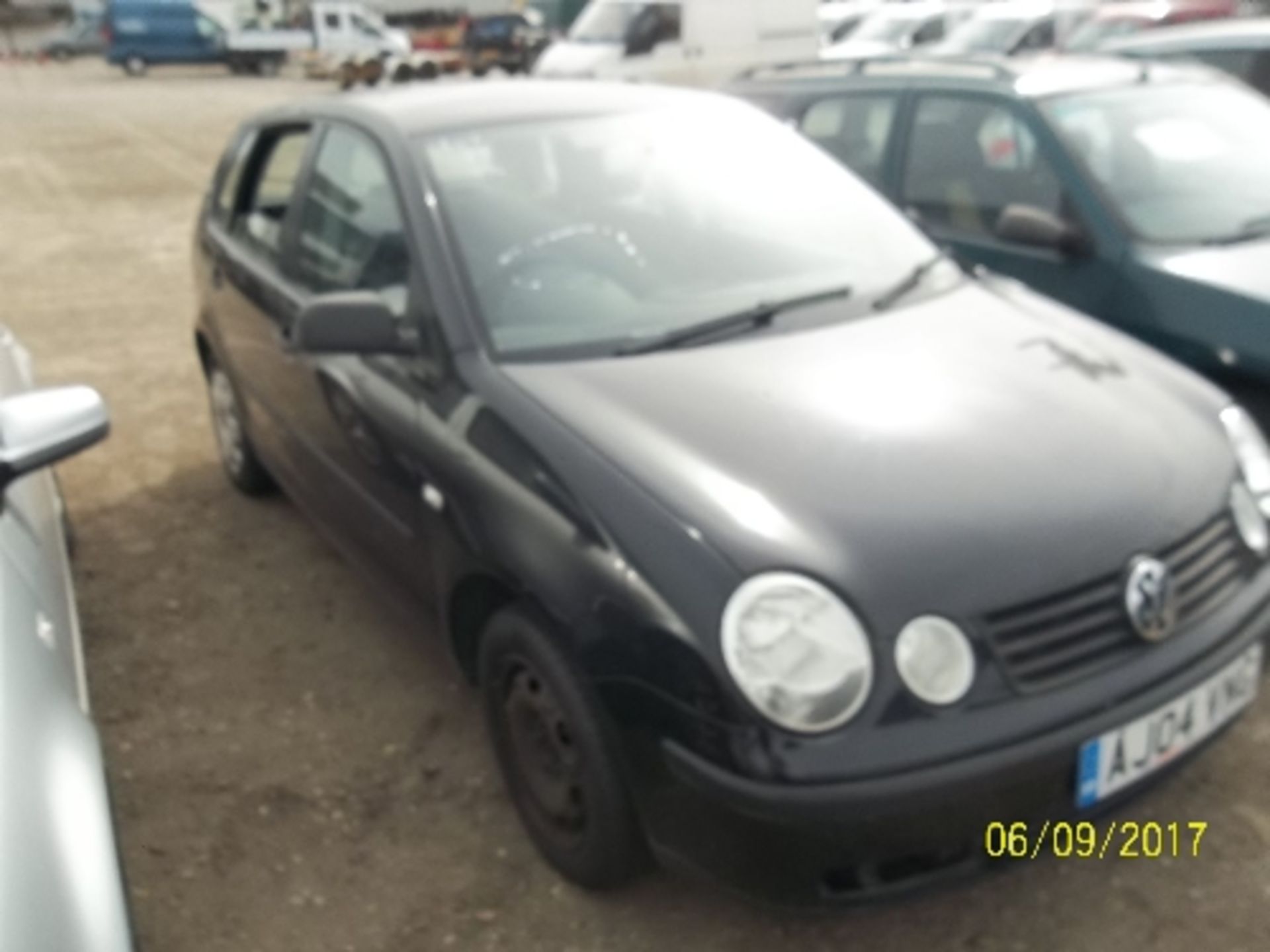 Volkswagen Polo S - AJ04 VNG Date of registration: 08.07.2004 1200cc, petrol, manual, black Odometer - Image 2 of 4