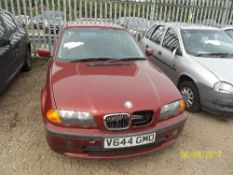 BMW 316 I SE - V644 GMO Date of registration: 30.09.1999 1895cc, petrol, manual, red Odometer