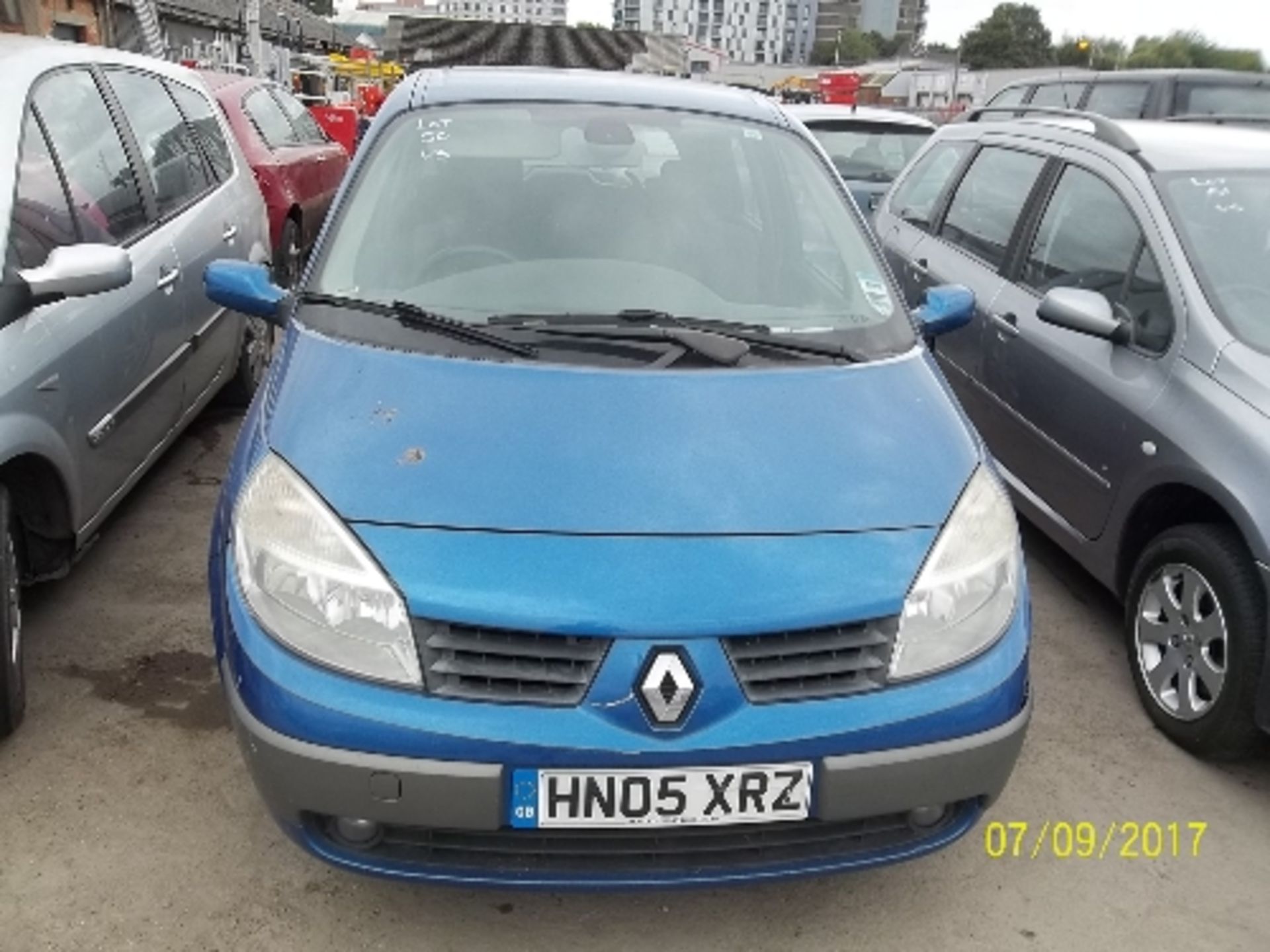 Renault Scenic Dynamique 16V - HN05 XRZ Date of registration: 29.04.2005 1598cc, petrol, manual,