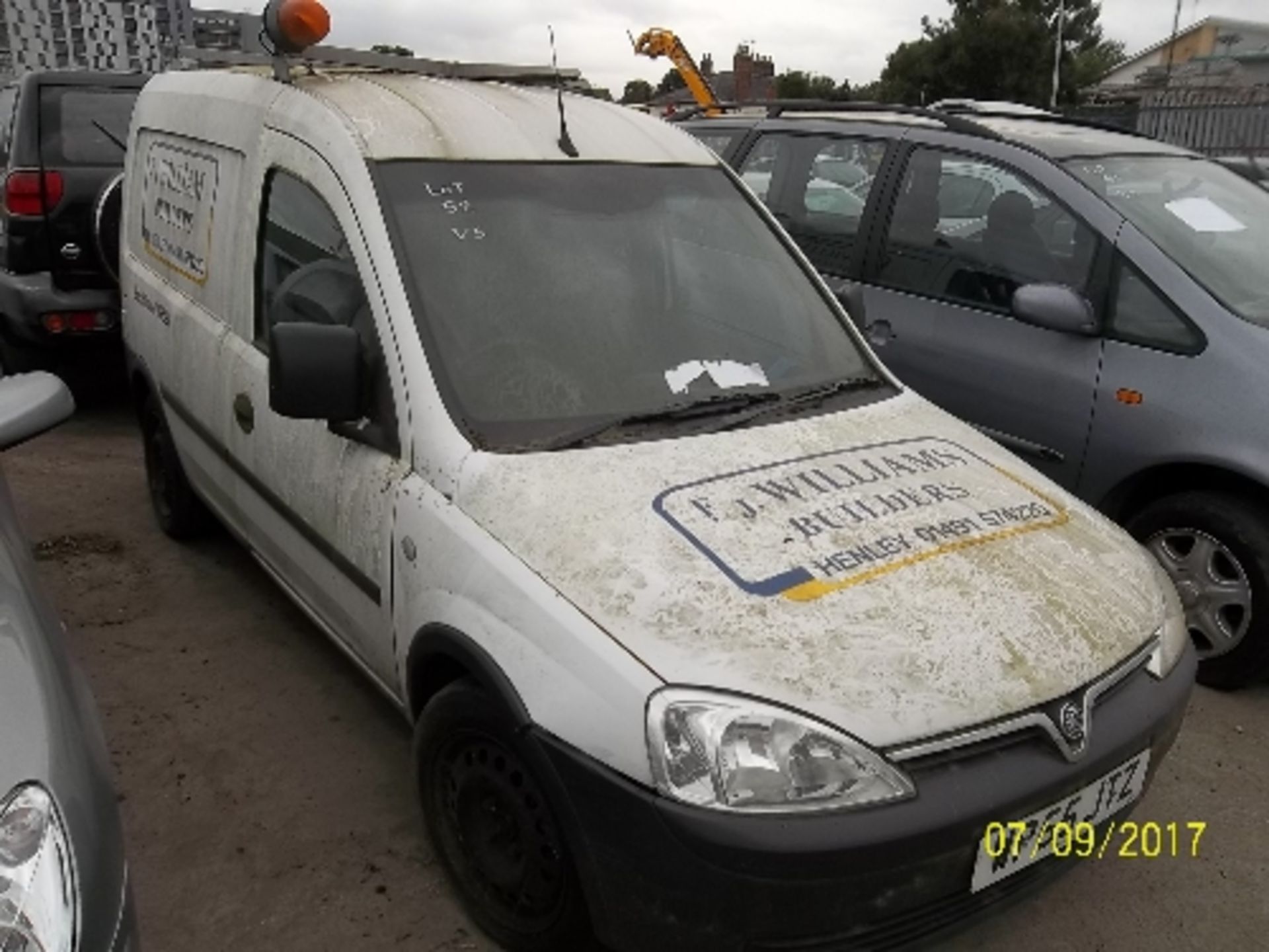 Vauxhall Combo 2000 CDTI 16V car derived van - WP55 JTZ Date of registration: 06.02.2006 1248cc, - Image 2 of 4