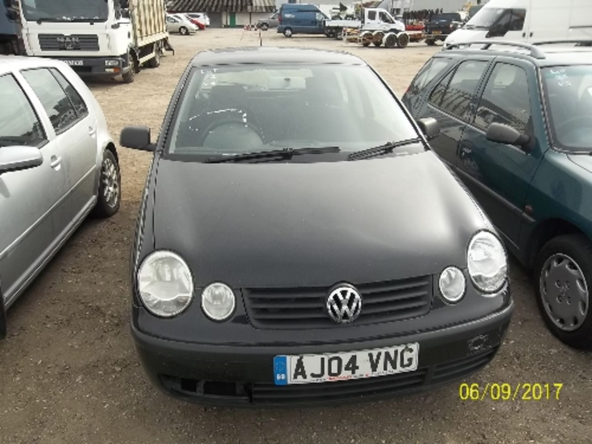 Volkswagen Polo S - AJ04 VNG Date of registration: 08.07.2004 1200cc, petrol, manual, black Odometer