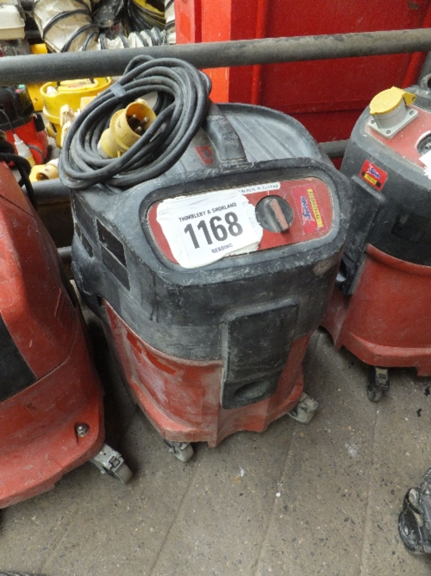 Hilti VC40 vacuum