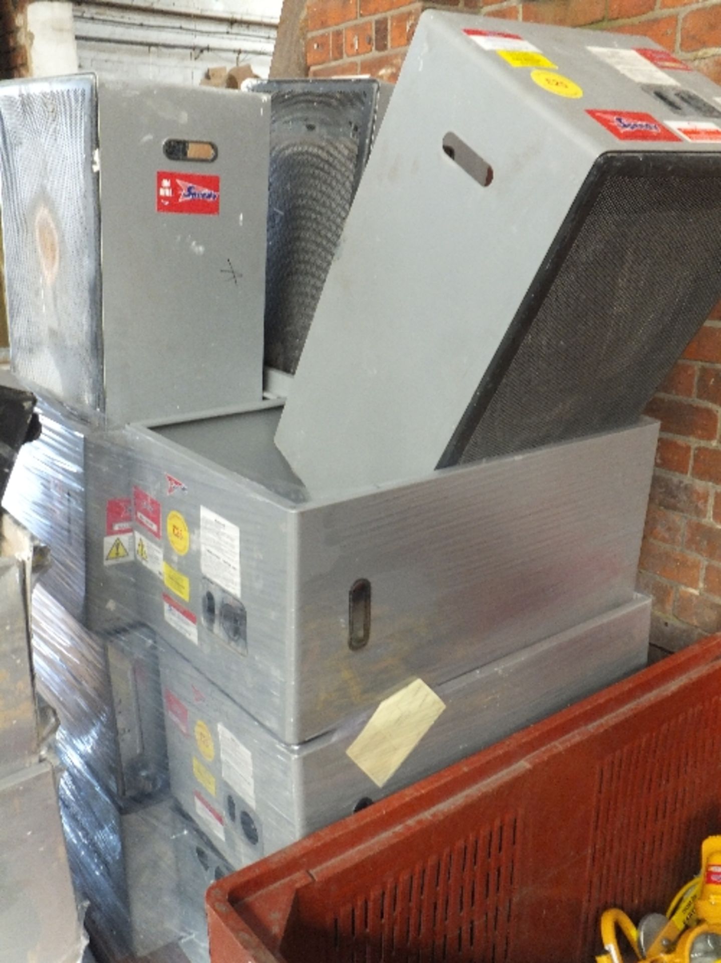 Pallet of cabinet heaters