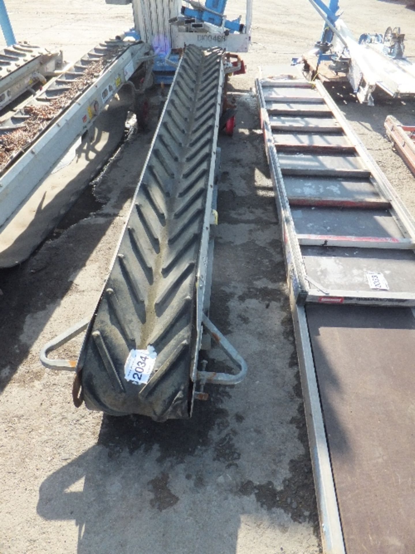 Shifta 3.2m conveyor