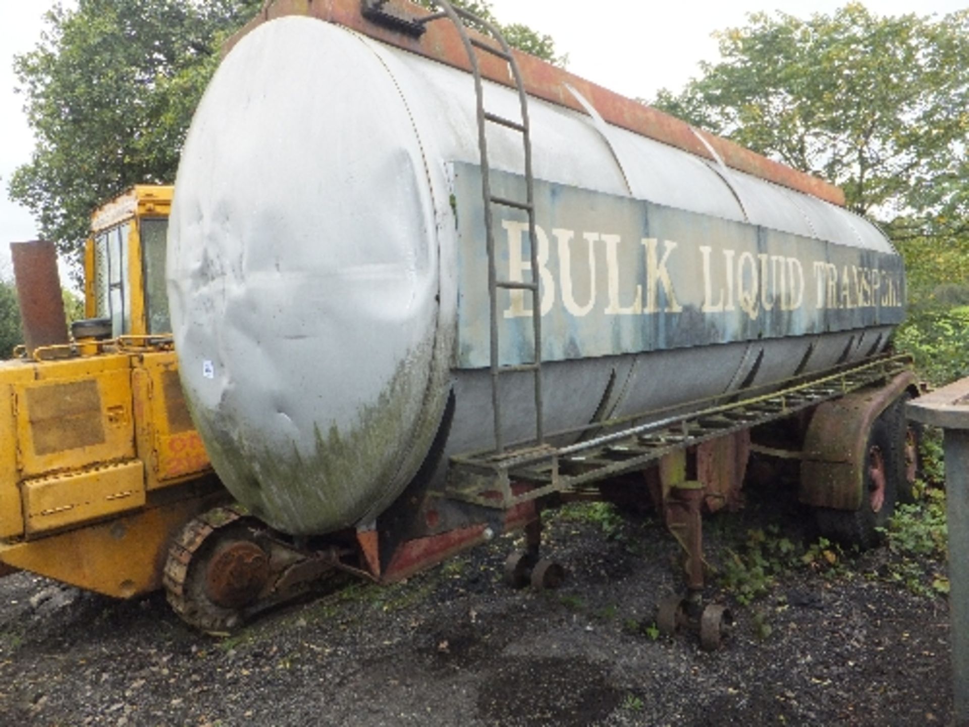 Scammell tandem axle tanker trailer