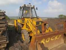 JCB 3CX E122 ANM with 4in 1 bucket and pallet forks