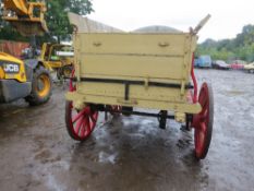 FOUR-WHEELED DUST CART