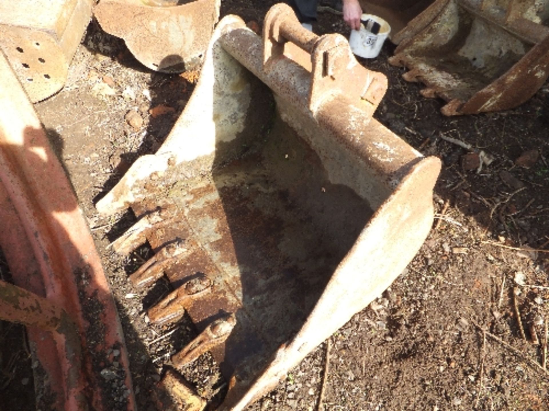 Excavator bucket