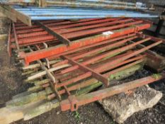 Quantity of red iron railings