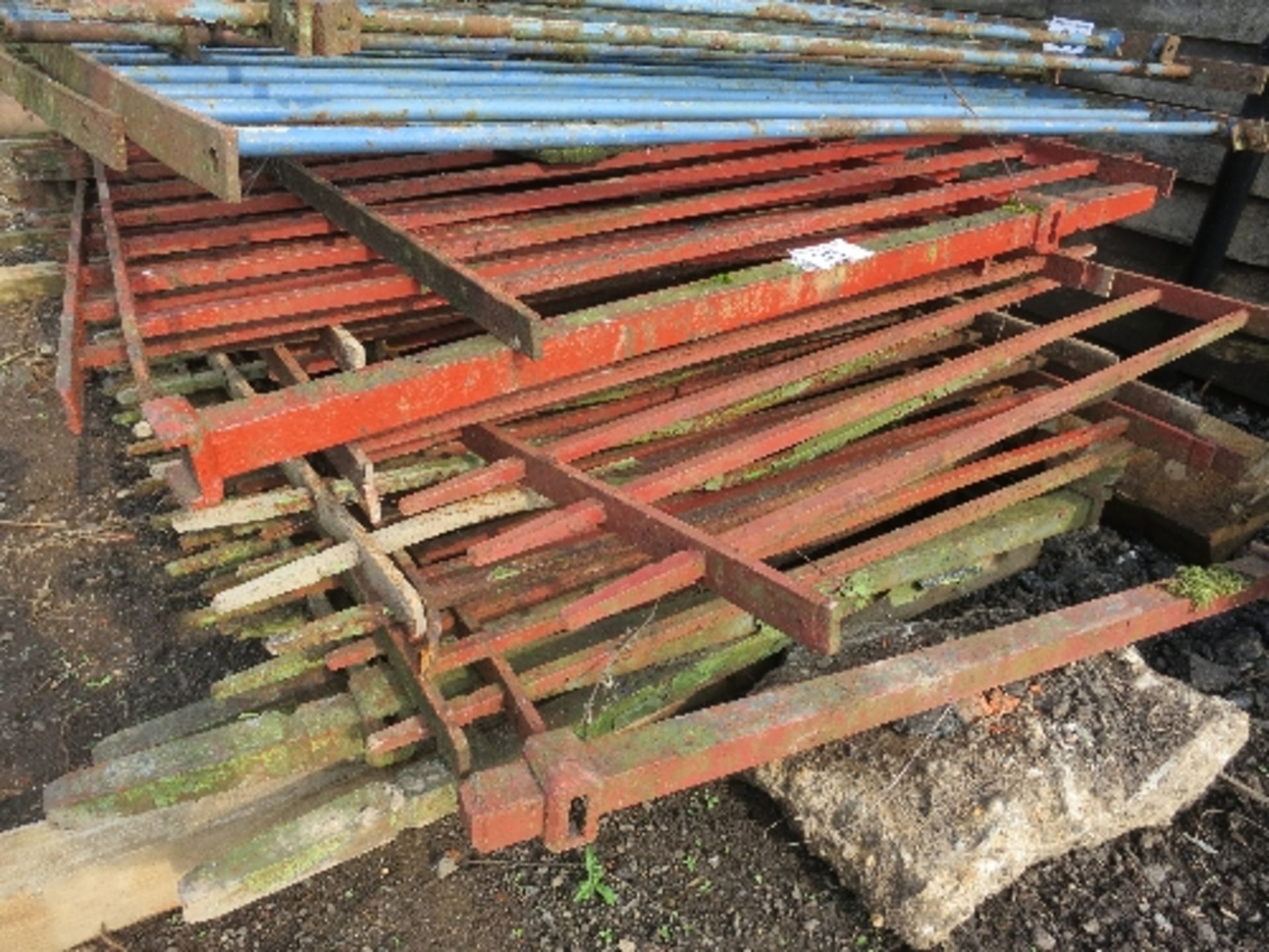 Quantity of red iron railings