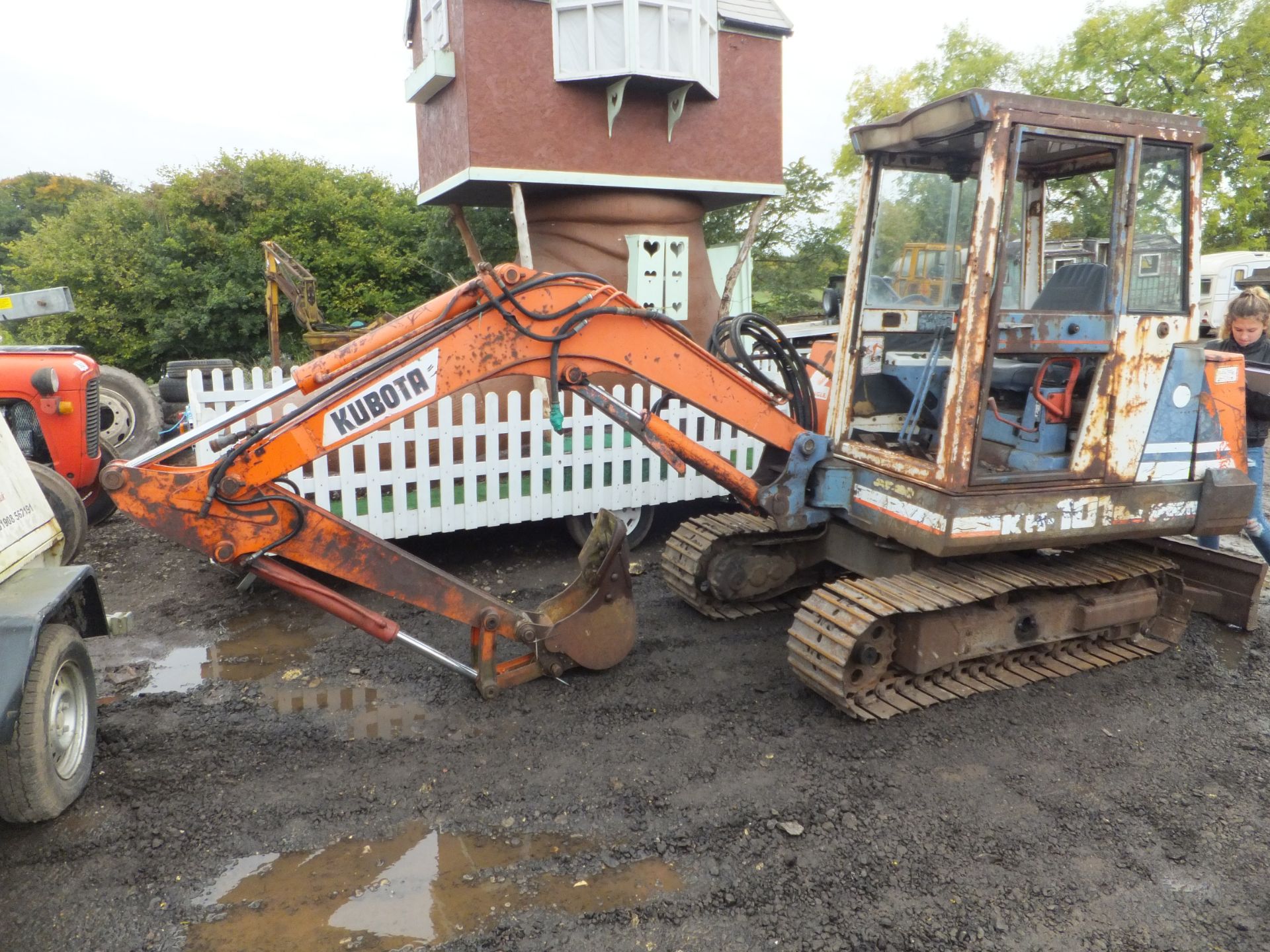 Kubota KH101 excavator