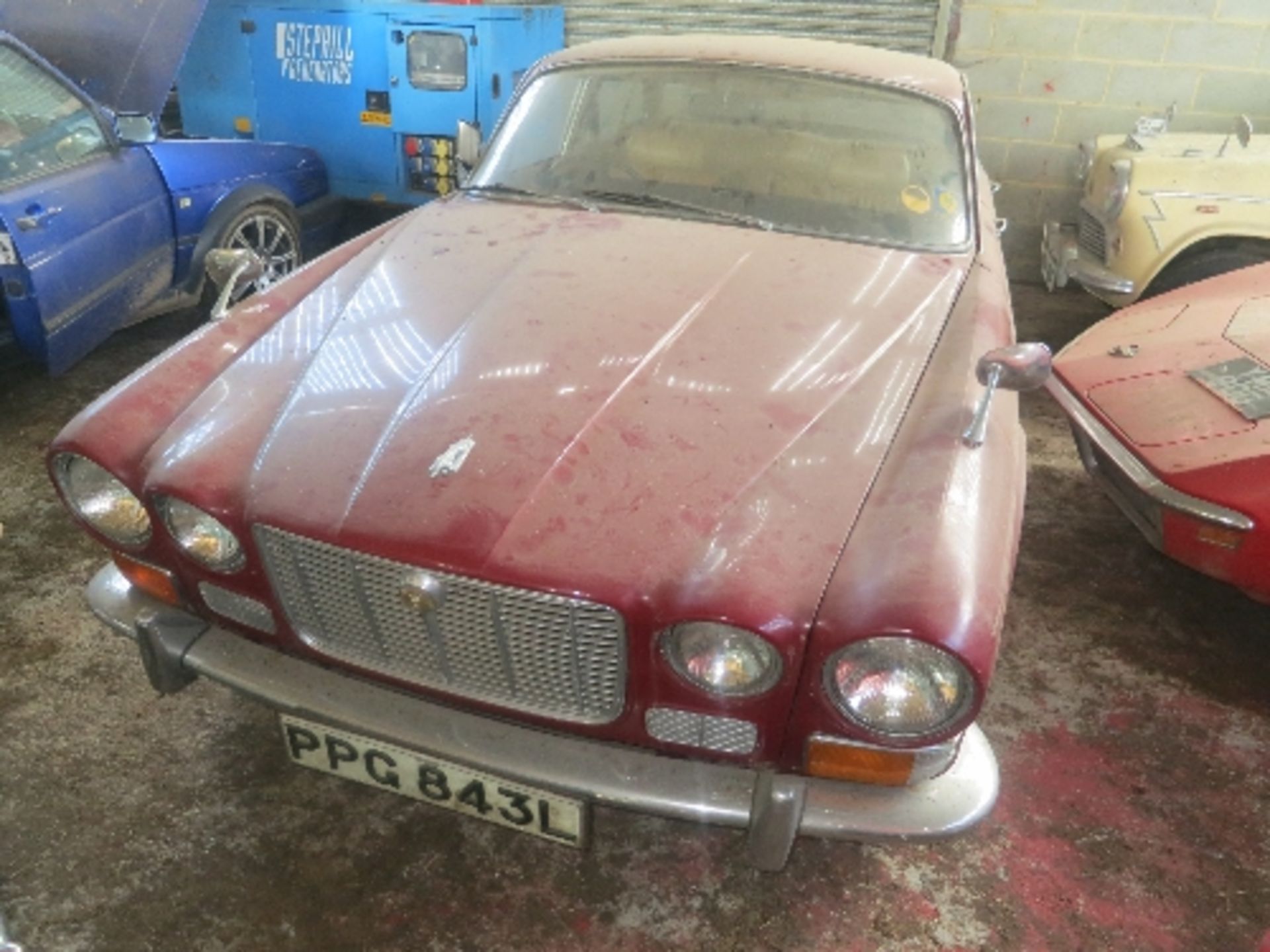 JAGUAR XJ6 2.8 AUTO 4 DOOR SALOON Registration Number: PPG 843L - 1973 - 2792cc, duplicate V5