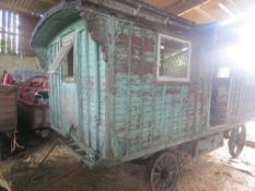 SHOWMAN'S WAGON