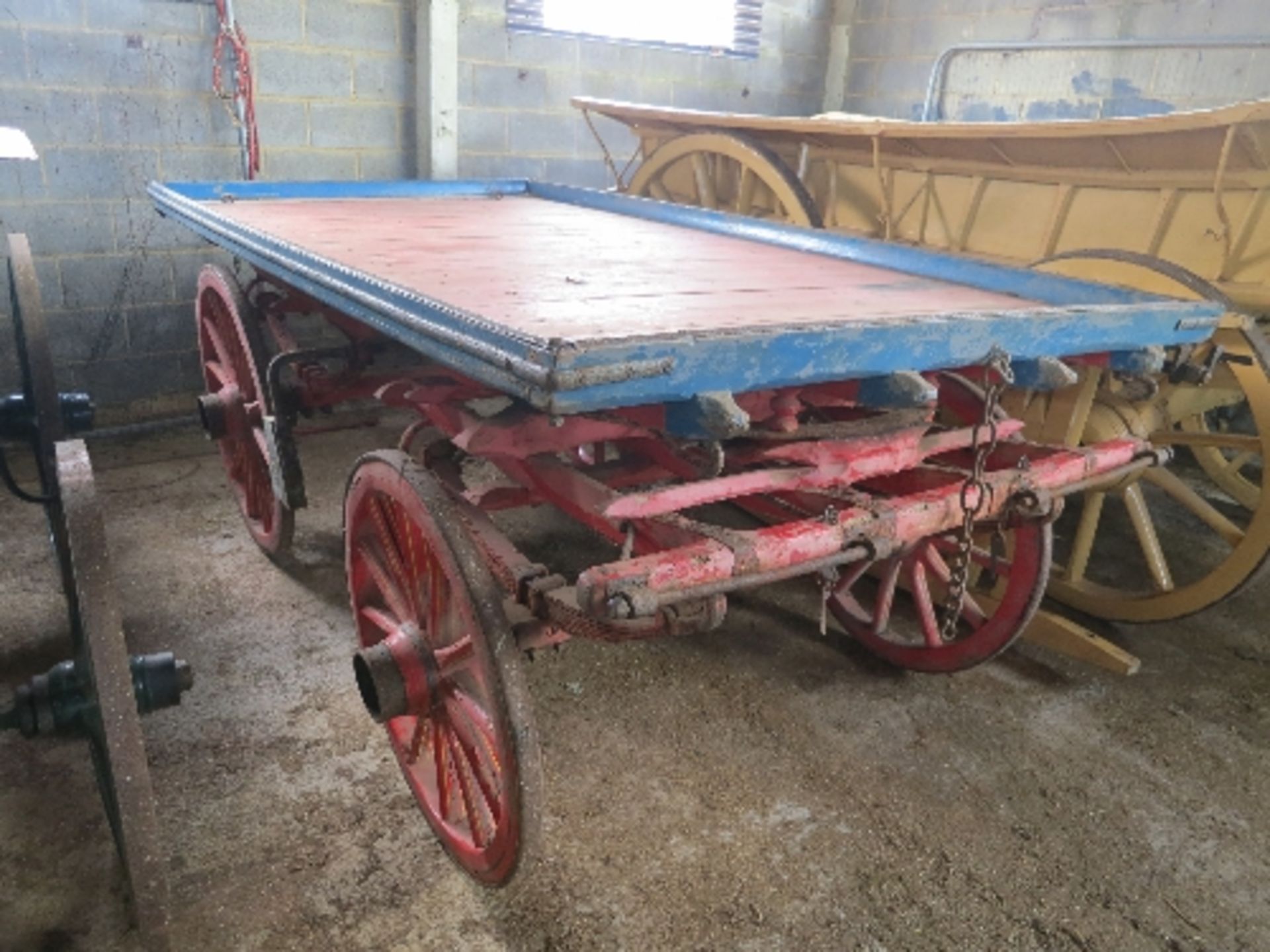 FLAT-BED CART