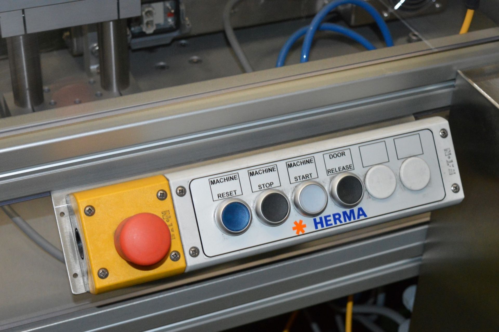 1 x Herma Infrared Label Applicating Heat Tunnel - Manufactured in 2015 - Designed For Applying - Image 37 of 54