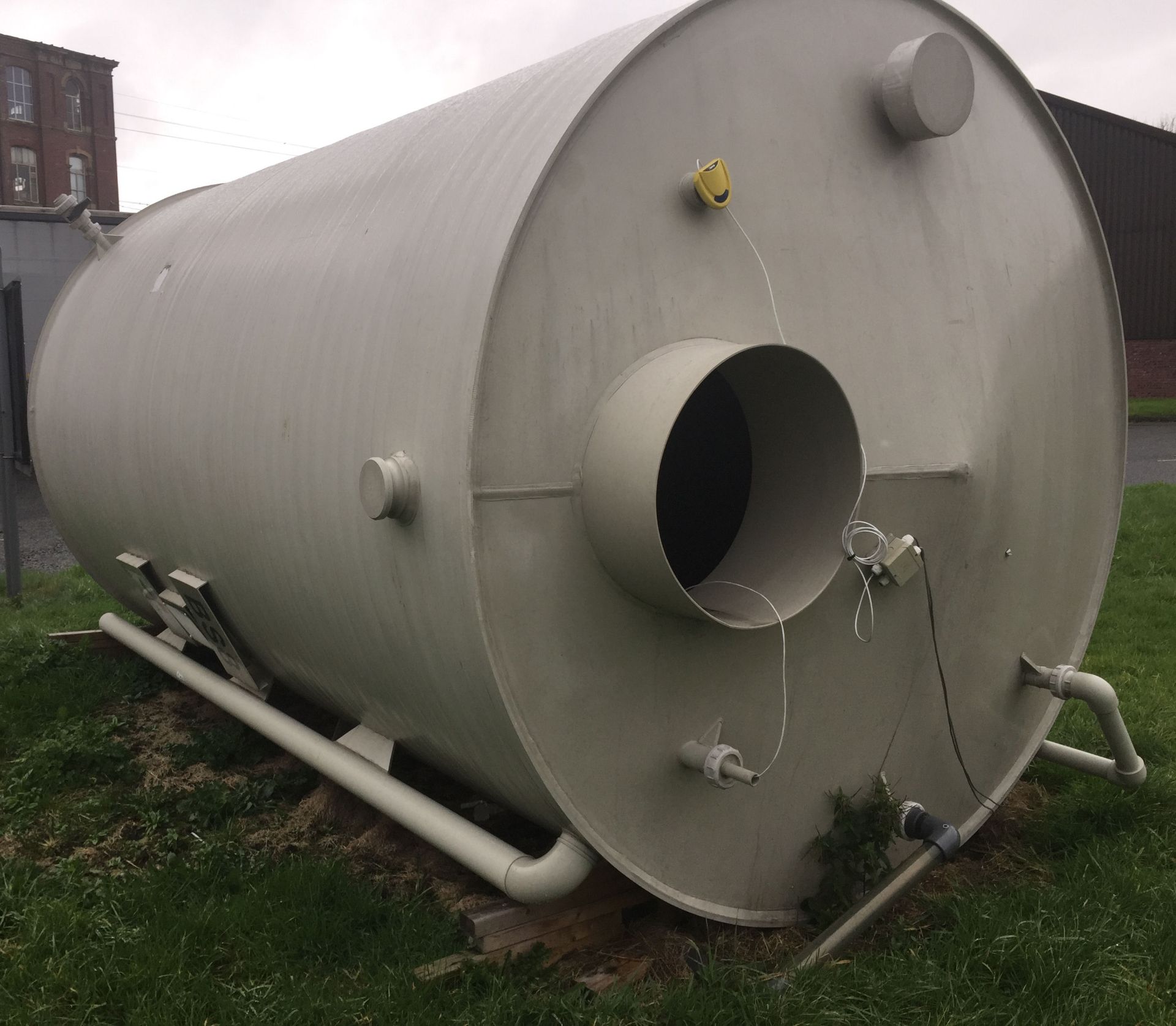 1 x BHD1 25,000 Litre Polypropylene Chem Resist Tank - Location: Oldham Has been used for detergent - Image 2 of 8
