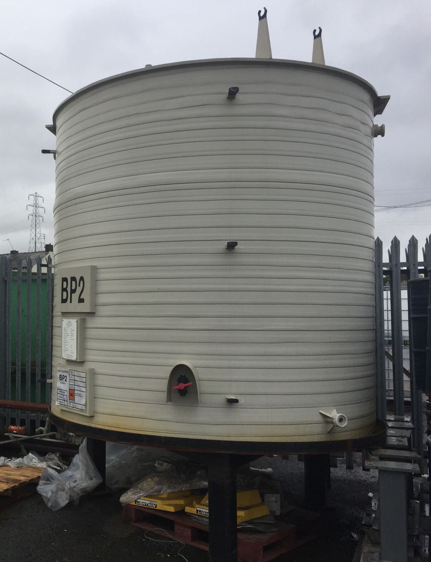1 x BP2 12,000 Litre Polypropylene Chem Resist Tank - Location: Oldham Has been used for polish sol