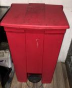 3 x Rubbermaid Commercial Waste Bins - Large Size - CL188 - Ref 2ND301 - Location: London W1J