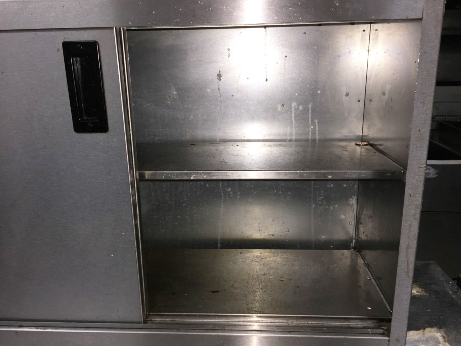 1 x Victor Earl Hot Cupboard - Model Number HED90100 - CL188 - Capacity 18 Plated Meals or 80 x - Image 4 of 6