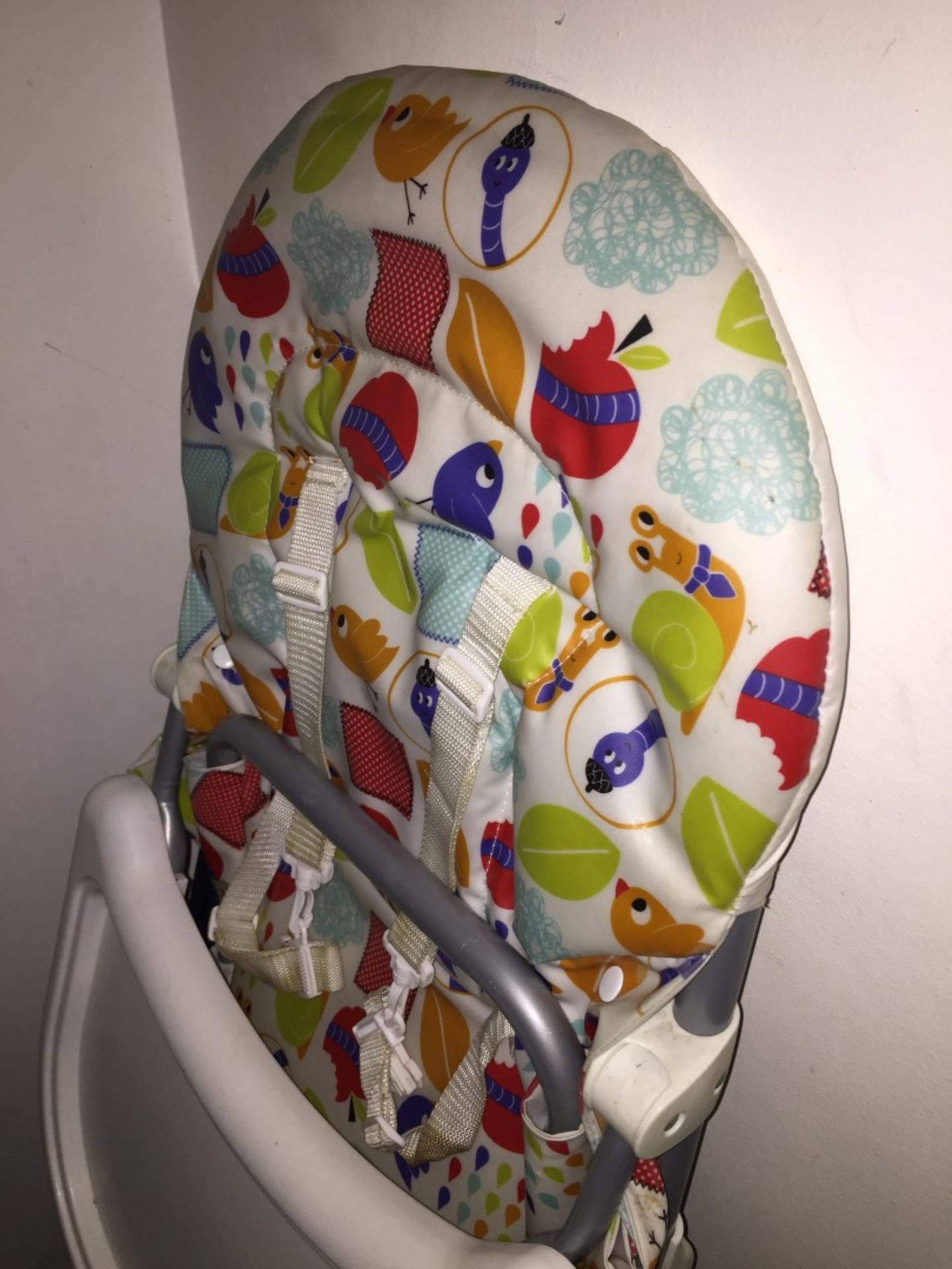 2 x Childrens High Chairs - Foldable High Chairs With Eating Trays - CL188 - Ref GF7 - Location: - Image 2 of 3