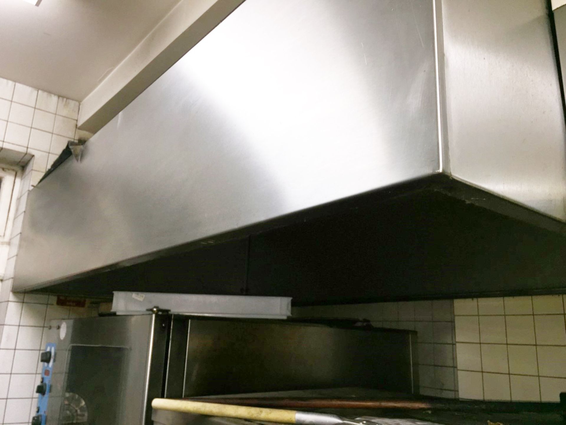 1 x Overhead Stainless Steel Commercial Kitchen Extractor Hood - CL188 - Ref 2ND88 - Approx Size