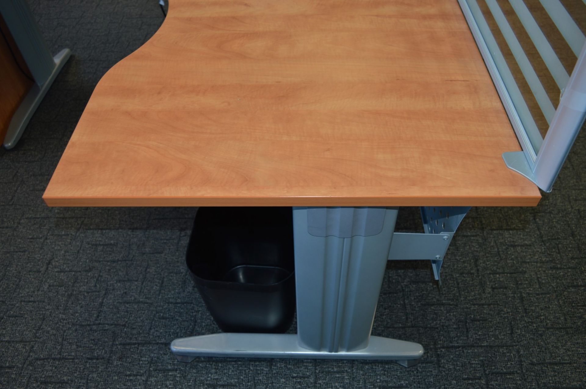 1 x Ergonomical Corner Office Desk With a Beech Finish, Cantilever Grey Coated Base, Cable Tidy - Image 5 of 10