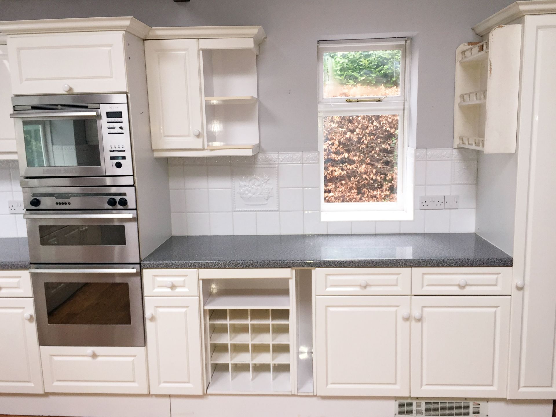 **JUST ADDED** 1 x Spacious Bespoke Fitted Kitchen In Cream With Neff And Whirlpool Appliances - - Image 6 of 37