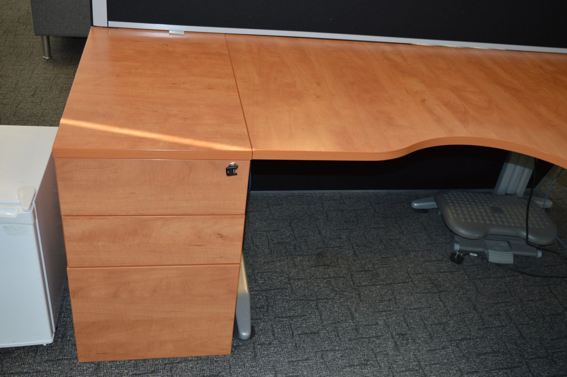 1 x Beech Office Desk With Drawer Pedestal, Two Privacy Dividers and Customer Meeting Point - - Image 4 of 7