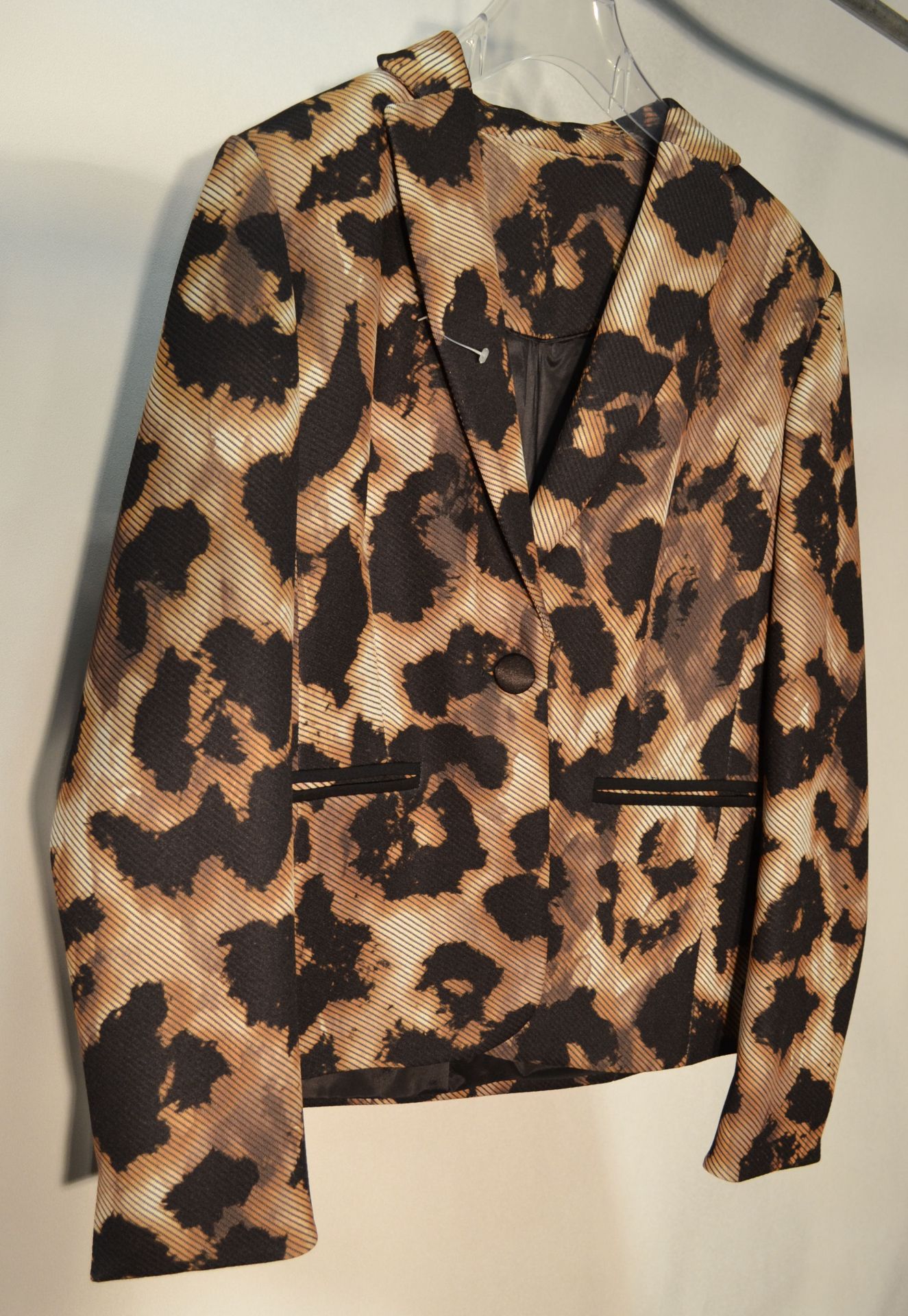 1 x Steilmann Kirsten Animal Print Womens Coat / Jacket - CL210 - Ref SC2011 - Location: Altrincham