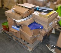 1 x Assorted Stationary Pallet - CL185 - Ref: DRT0650 - Location: Stoke ST3 Items located in Stoke-