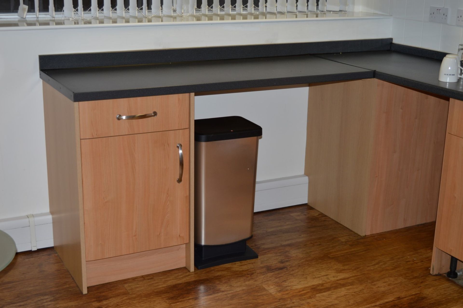1 x Contemporary Kitchen - Includes Selection of Carcasses With Beech Doors, Chrome Handles, Black - Image 2 of 9
