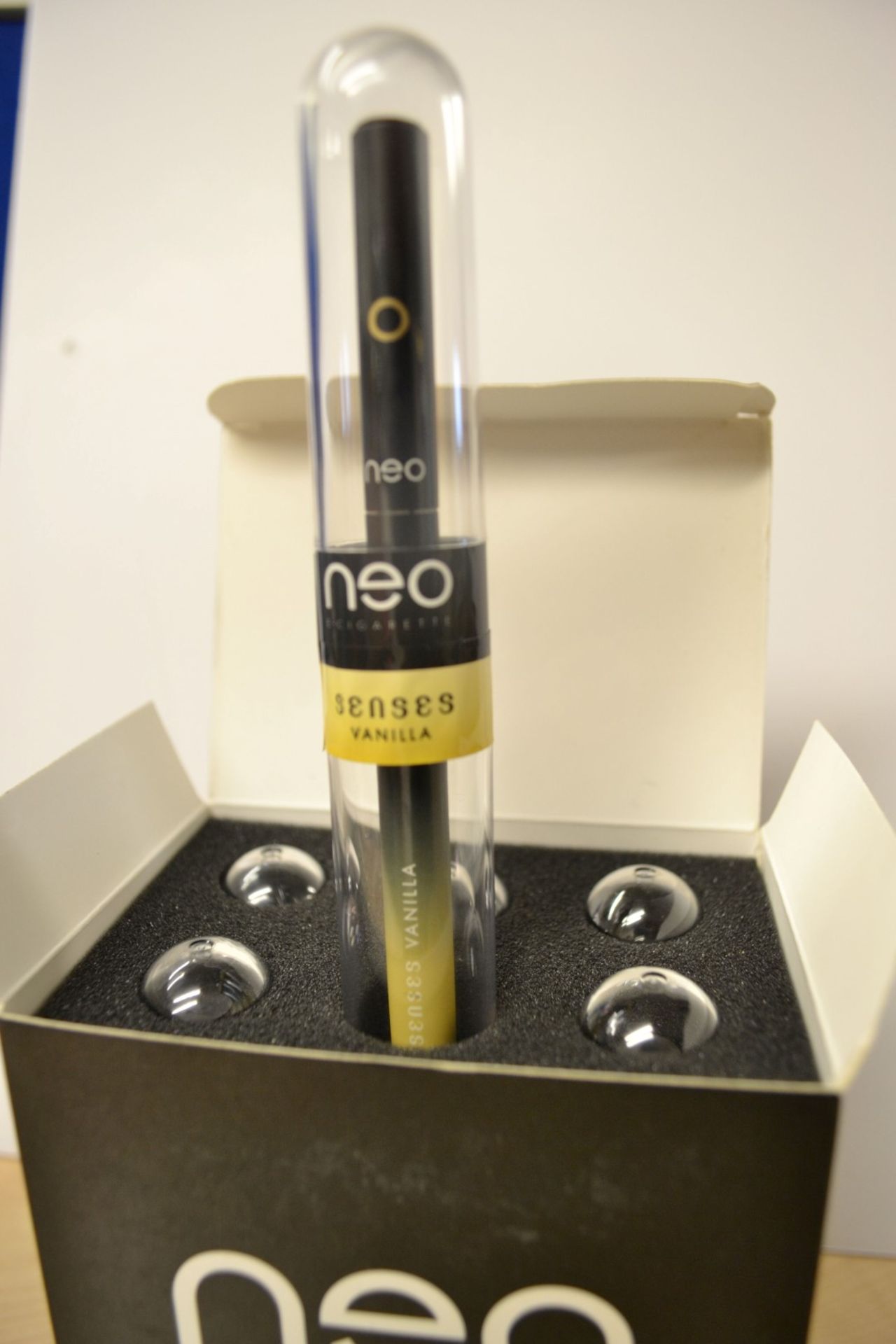 216 x Neo E-Cigarettes Senses Shisha Vanilla Disposable Electronic Cigarettes - New & Sealed Stock - - Image 9 of 11