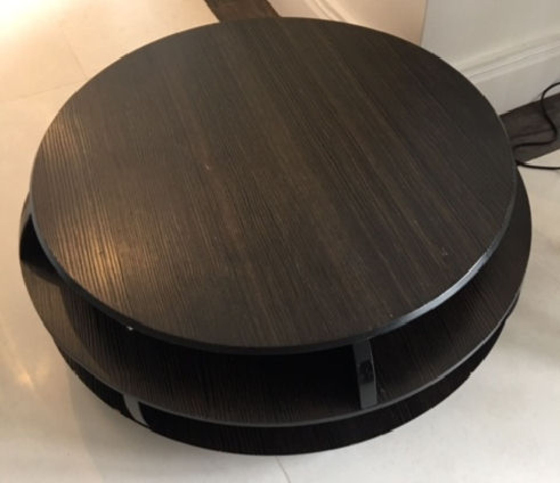 1 x Natuzzi Edgar Table in Black Pine Relief Veneer- CL187 - Location: Altrincham WA14 A little