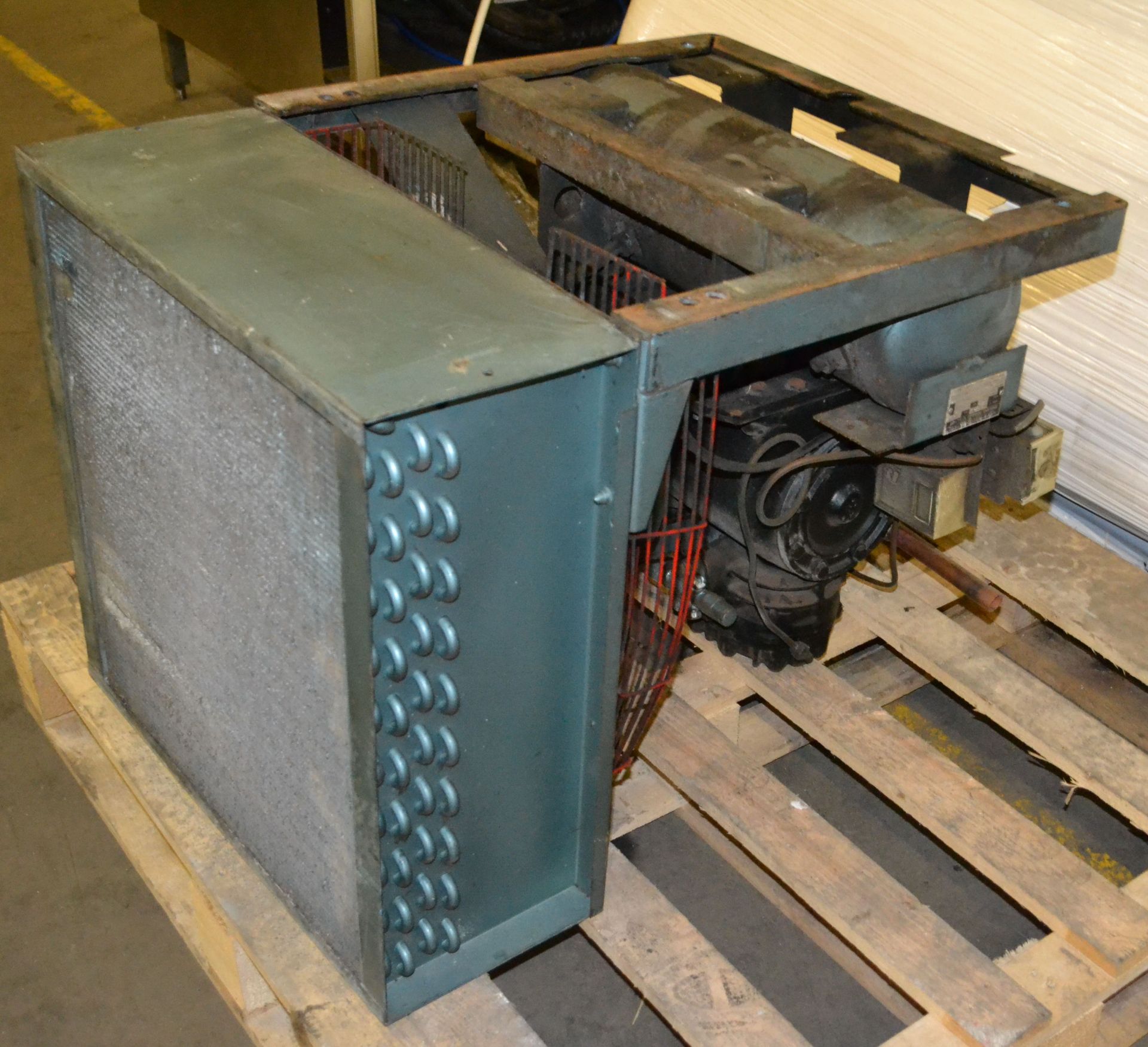 1 x Prestcold/Copeland LR700 Compressor/Refrigeration Unit - Ref:NCE037 - CL007 - Location: Bolton B - Image 3 of 9