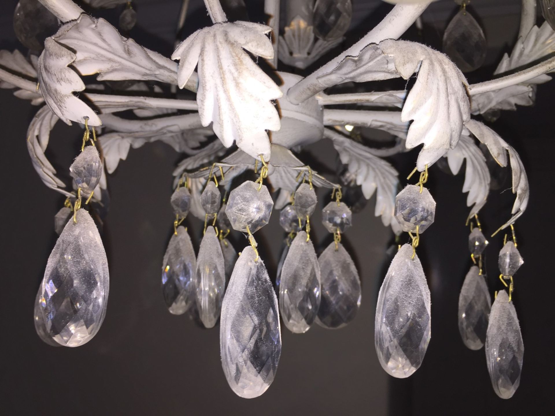2 x Pendant Chandeliers - Both With Ornate Metal Leaf Design In Cream and Clear Droplet Detail - - Bild 4 aus 4